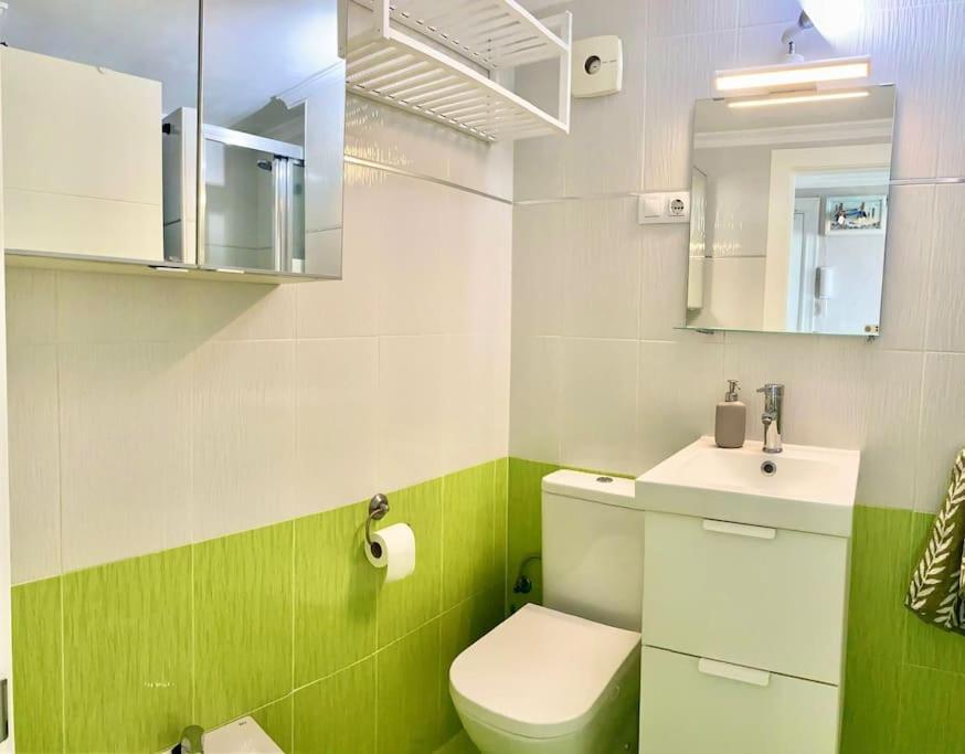 Апартаменти Apartamento Linda Торремолінос Екстер'єр фото