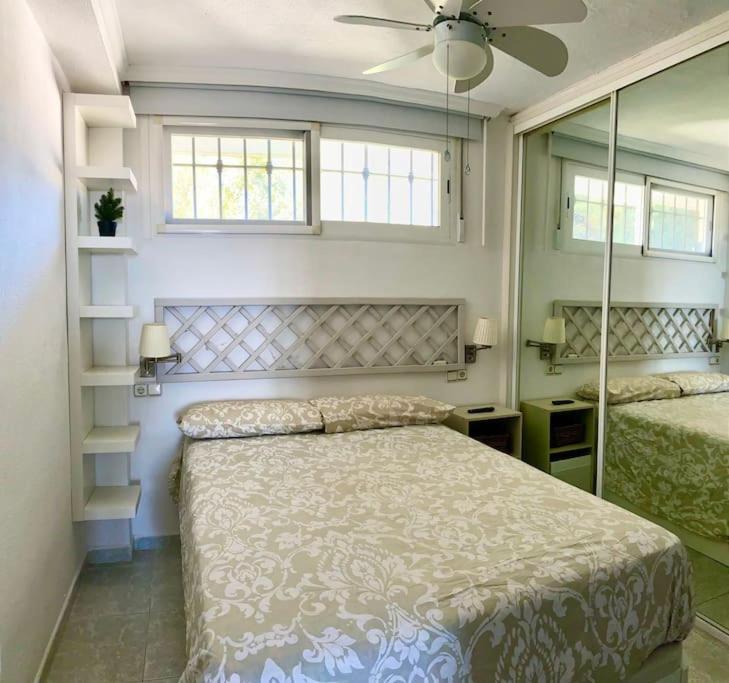 Апартаменти Apartamento Linda Торремолінос Екстер'єр фото
